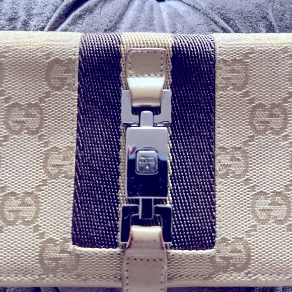 Authentic!! Gucci Web Long Bifold Wallet - Picture 3 of 12